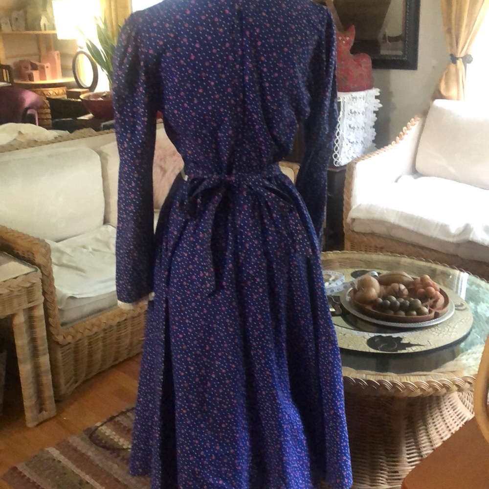 *Vintage 1970’s - featured in recent Poshmark ad- authentic Gunne Sax midi dress - Picture 6 of 16